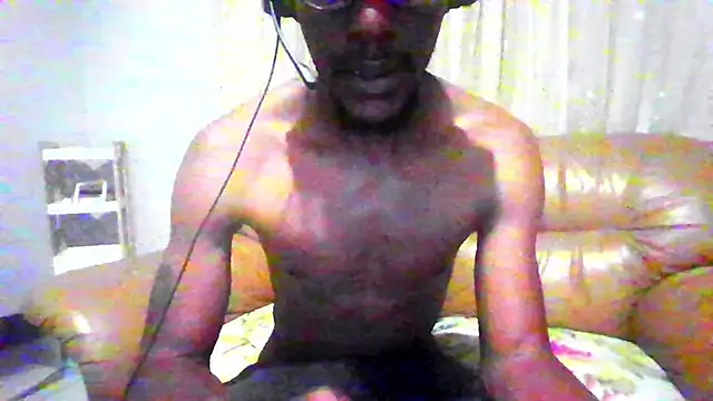 Snapshot of 1NakedTruth chatting on 10.28.25 1NakedTruth online show from 10.28.25