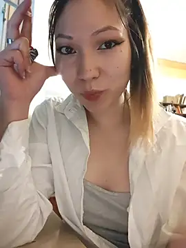 LoveFoxyQueen online show from 05.22.26