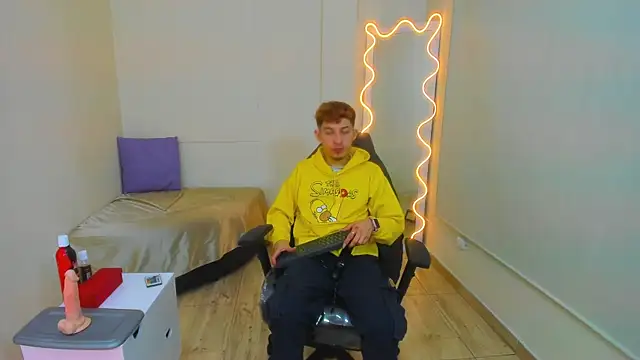 Axel tay online show from 10.25.25