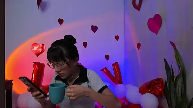 GABBYMORGAN online show from 02.18.25