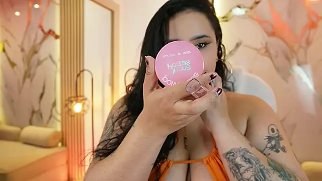 Snapshot of Emma_Walkerr_ chatting on 02.07.26 Emma Walkerr online show from 02.07.26