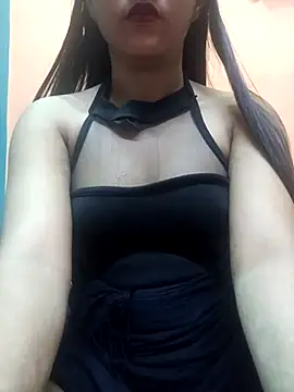 Snapshot of Eisha_20s chatting on 01.17.25 Eisha 20s online show from 01.17.25