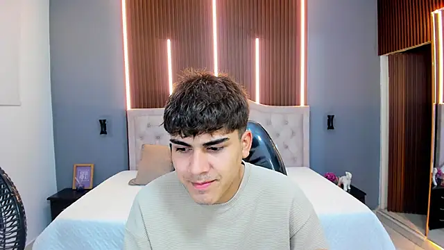 Tommy18   online show from 10.31.25