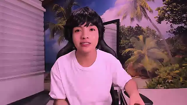 AllanYong18 online show from 02.06.25