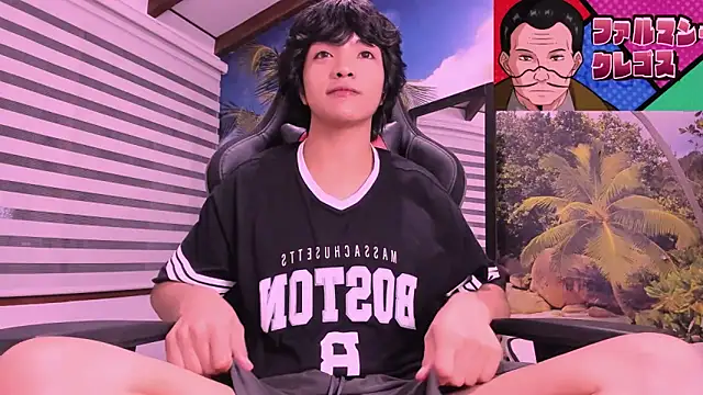 AllanYong18 online show from 02.18.25