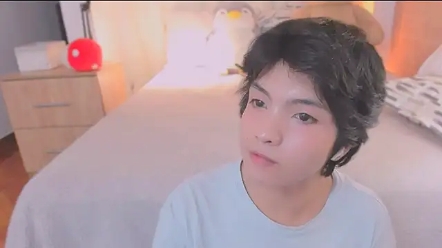 AllanYong18 online show from 02.24.26