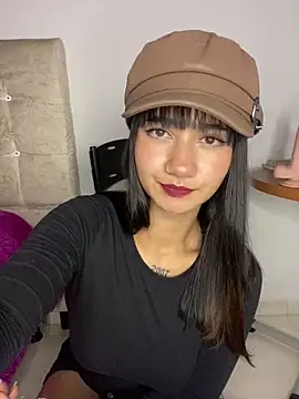 Snapshot of Catmila- chatting on 02.13.26 Catmila- online show from 02.13.26