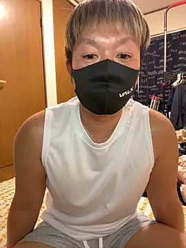 Snapshot of K0718 chatting on 01.26.25 K0718 online show from 01.26.25