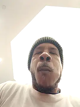 MrDaddyBbSnake online show from 01.14.25