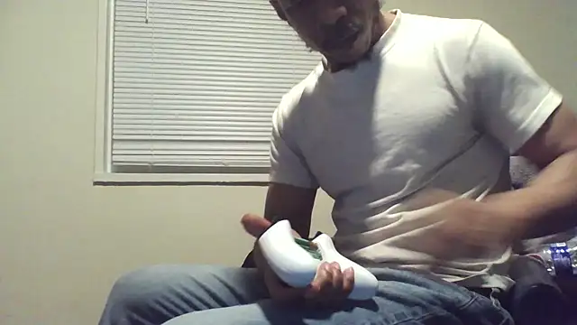 MrDaddyBbSnake online show from 03.13.25