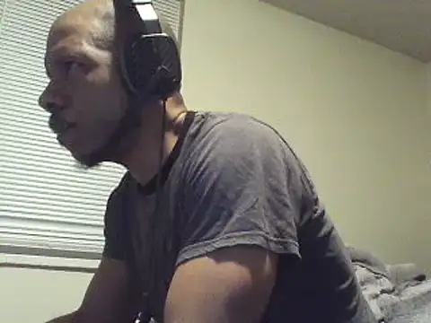 MrDaddyBbSnake online show from 03.15.25