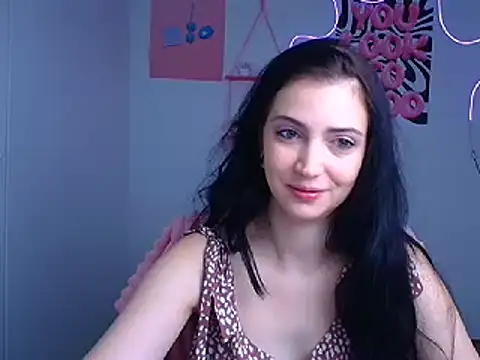 Snapshot of Amalia_amor chatting on 11.09.25 Amalia amor online show from 11.09.25