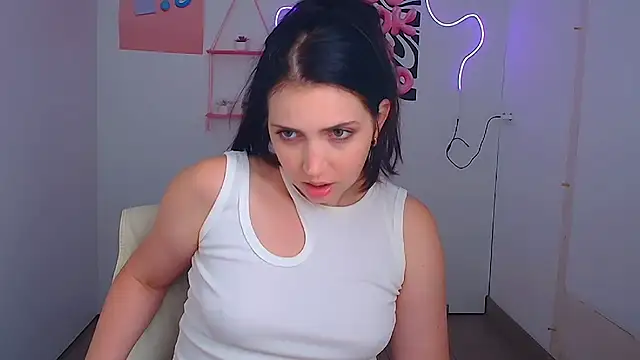 Snapshot of Amalia_amor chatting on 07.28.26 Amalia amor online show from 07.28.26