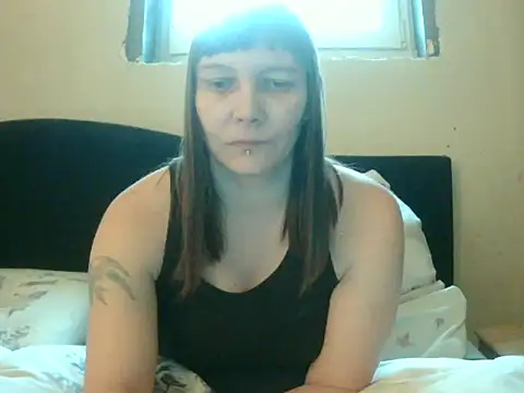 YviEngel87 online show from 01.15.25