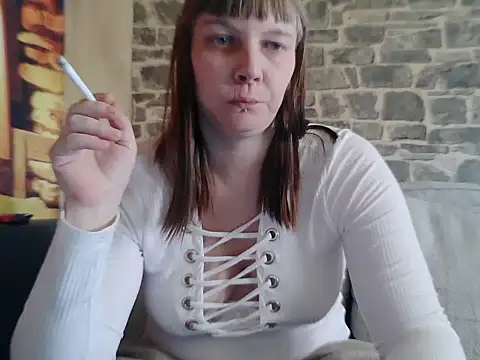 YviEngel87 online show from 02.20.25