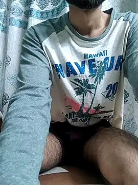 TOPMOON001 online show from 02.21.25