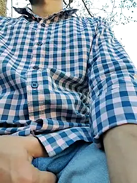 TOPMOON001 online show from 03.17.25