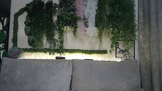 Snapshot of scyrim2 chatting on 02.27.25 scyrim2 online show from 02.27.25