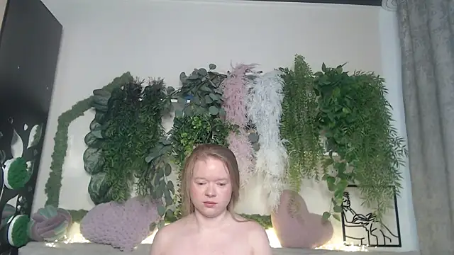 Snapshot of scyrim2 chatting on 03.22.25 scyrim2 online show from 03.22.25