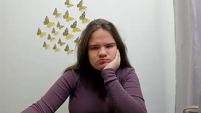 AdeleCruz online show from 01.18.25