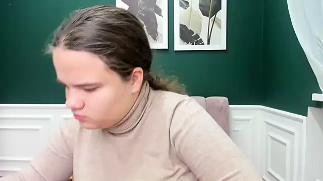 AdeleCruz online show from 01.31.25