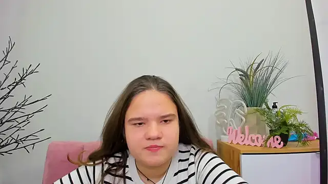 AdeleCruz online show from 02.02.25