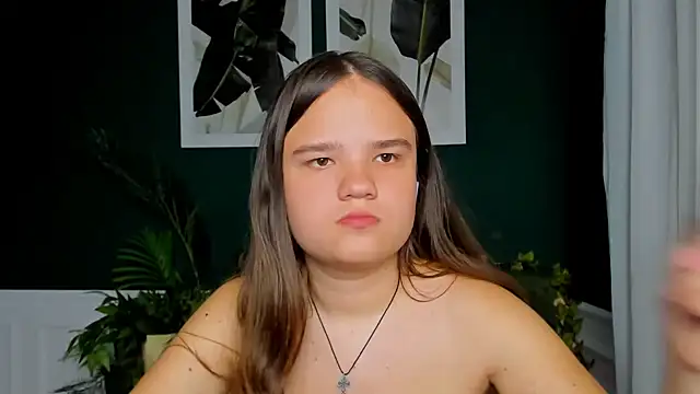 Snapshot of AdeleCruz chatting on 04.27.26 AdeleCruz online show from 04.27.26
