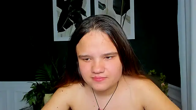 Snapshot of AdeleCruz chatting on 05.10.26 AdeleCruz online show from 05.10.26