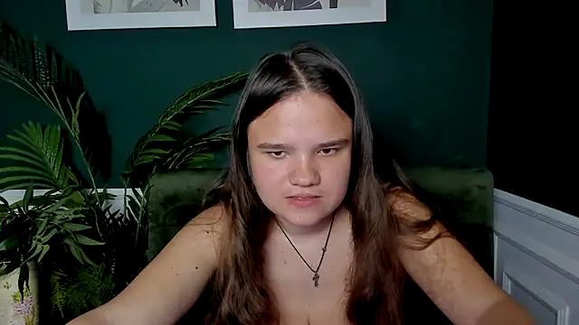Snapshot of AdeleCruz chatting on 05.18.26 AdeleCruz online show from 05.18.26