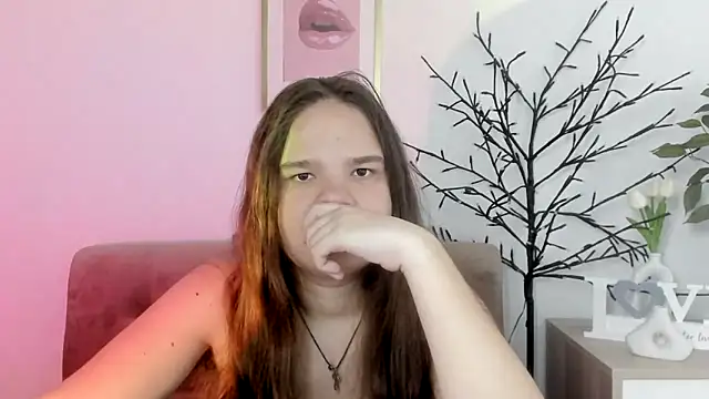 Snapshot of AdeleCruz chatting on 05.22.26 AdeleCruz online show from 05.22.26