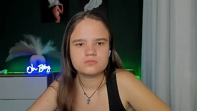 Snapshot of AdeleCruz chatting on 06.07.26 AdeleCruz online show from 06.07.26