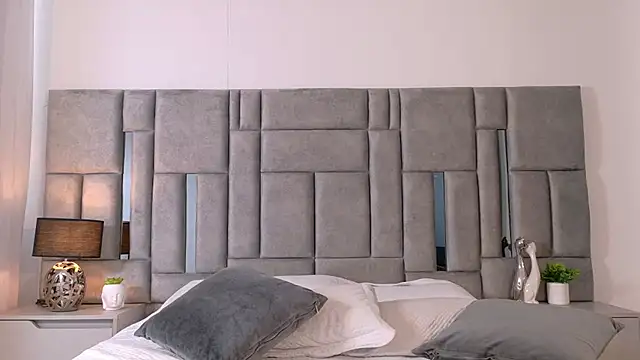 Snapshot of Karla_Hudsson chatting on 11.11.25 Karla Hudsson online show from 11.11.25