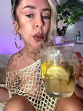 CheekyChels online show from 01.11.26