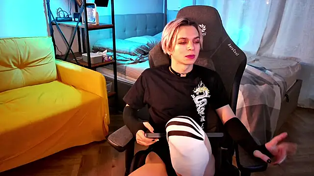 Snapshot of leon_yuugen chatting on 01.29.25 leon yuugen online show from 01.29.25