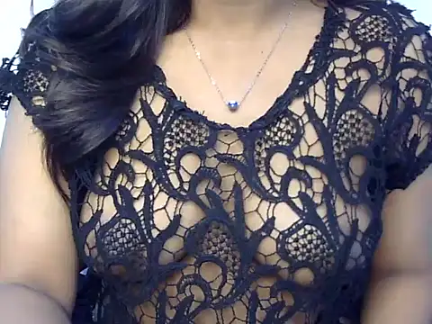 Snapshot of Niyaa77 chatting on 02.06.25 Niyaa77 online show from 02.06.25