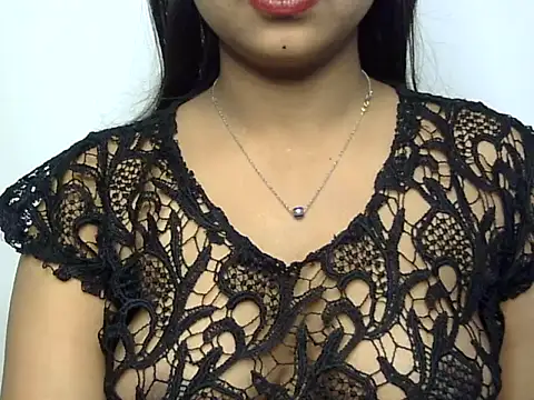 Snapshot of Niyaa77 chatting on 02.15.25 Niyaa77 online show from 02.15.25