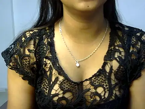 Snapshot of Niyaa77 chatting on 03.12.25 Niyaa77 online show from 03.12.25