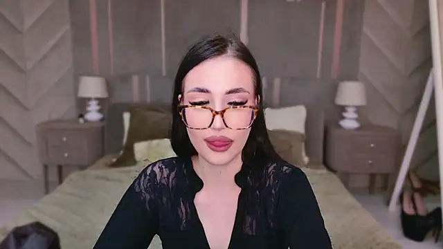 Snapshot of EmmaLawrens chatting on 03.13.25 EmmaLawrens online show from 03.13.25