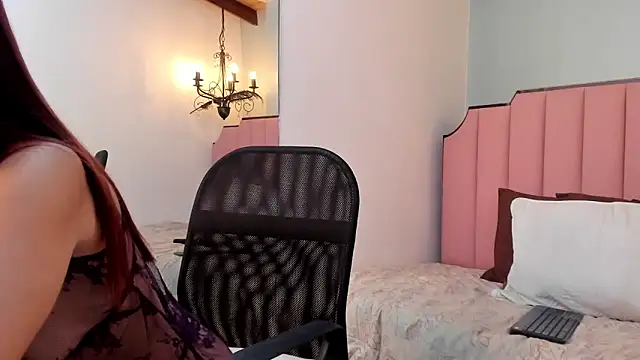 KarenSims online show from 12.17.25