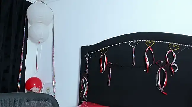 Cleo Hott online show from 02.20.25