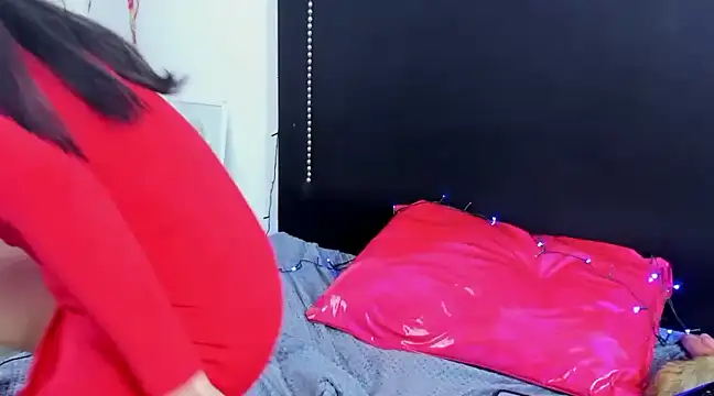 Cleo Hott online show from 03.18.25