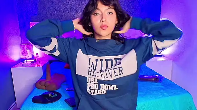 gabriela cortez online show from 02.13.25