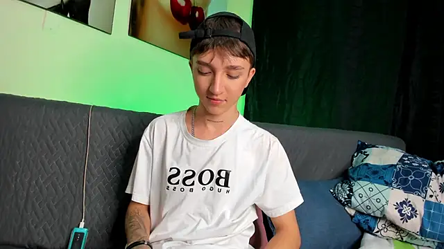 Snapshot of jeremy_salvatore chatting on 01.21.25 jeremy salvatore online show from 01.21.25