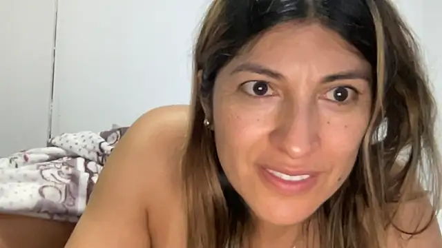 LunaBeya online show from 10.22.25