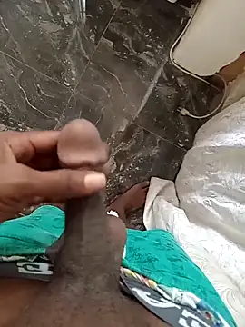 Snapshot of mario0212 chatting on 10.01.25 mario0212 online show from 10.01.25