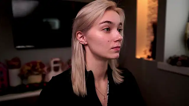 Snapshot of ileanacampbe chatting on 01.13.25 ileanacampbe online show from 01.13.25