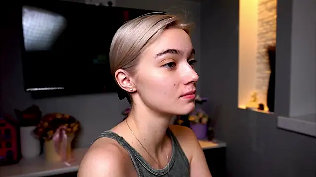 Snapshot of ileanacampbe chatting on 01.16.25 ileanacampbe online show from 01.16.25