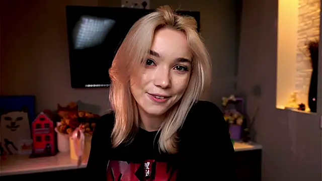 Snapshot of ileanacampbe chatting on 02.04.25 ileanacampbe online show from 02.04.25