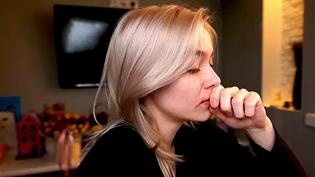 Snapshot of ileanacampbe chatting on 02.07.25 ileanacampbe online show from 02.07.25