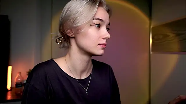 Snapshot of ileanacampbe chatting on 03.21.25 ileanacampbe online show from 03.21.25